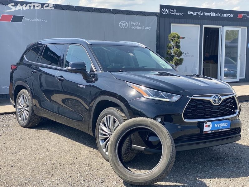 Toyota Highlander, 2.5HSD, tažné, panorama, JBL
